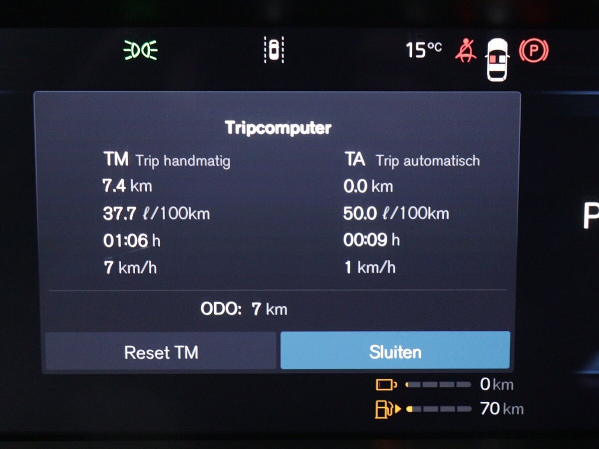 43680818 volvo xc60 2 0 t8 awd plus dark harman kardon 44