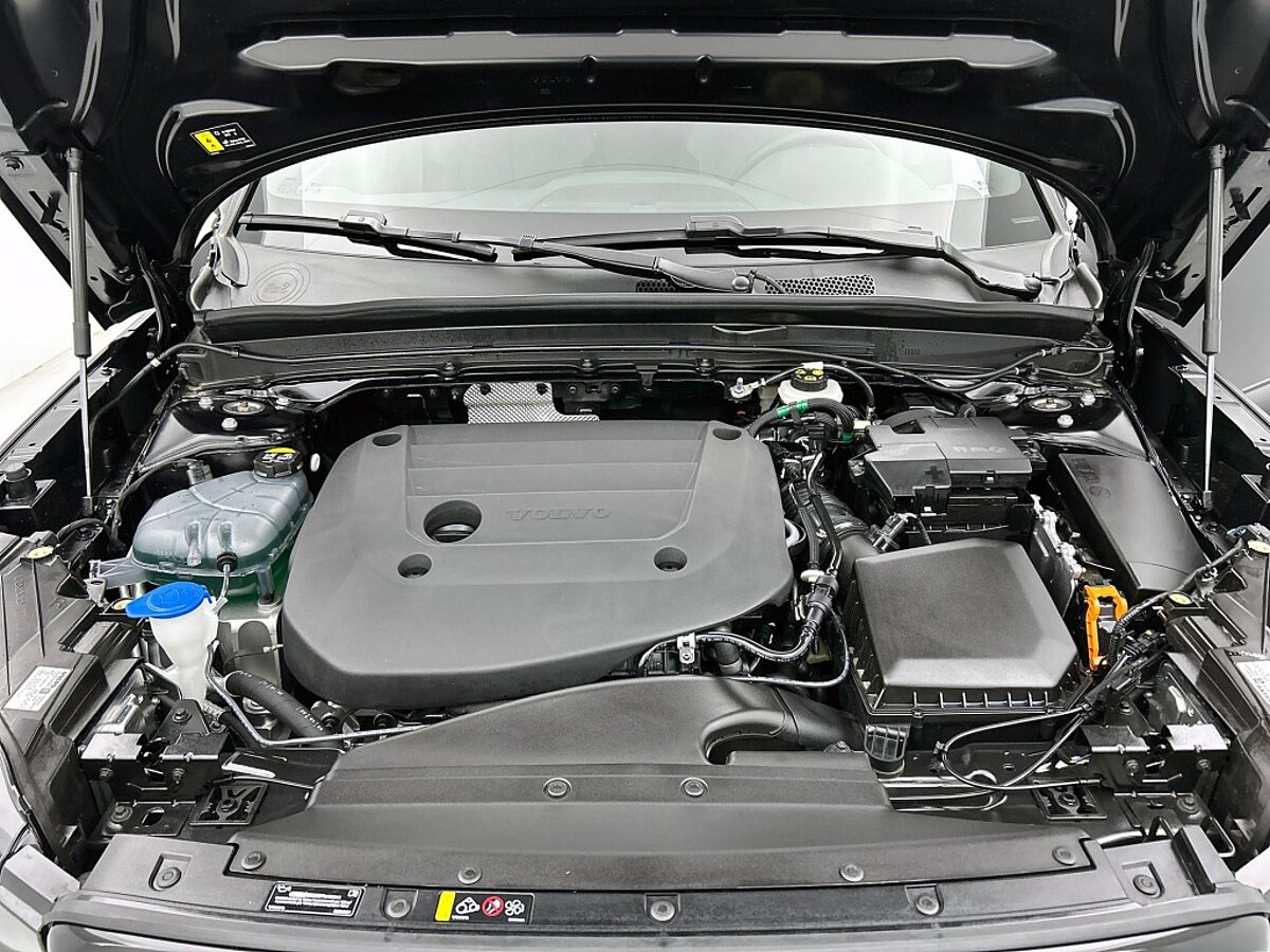 47460046 volvo xc40 2 0 b4 plus dark memory seats trekhaak climate pack 48