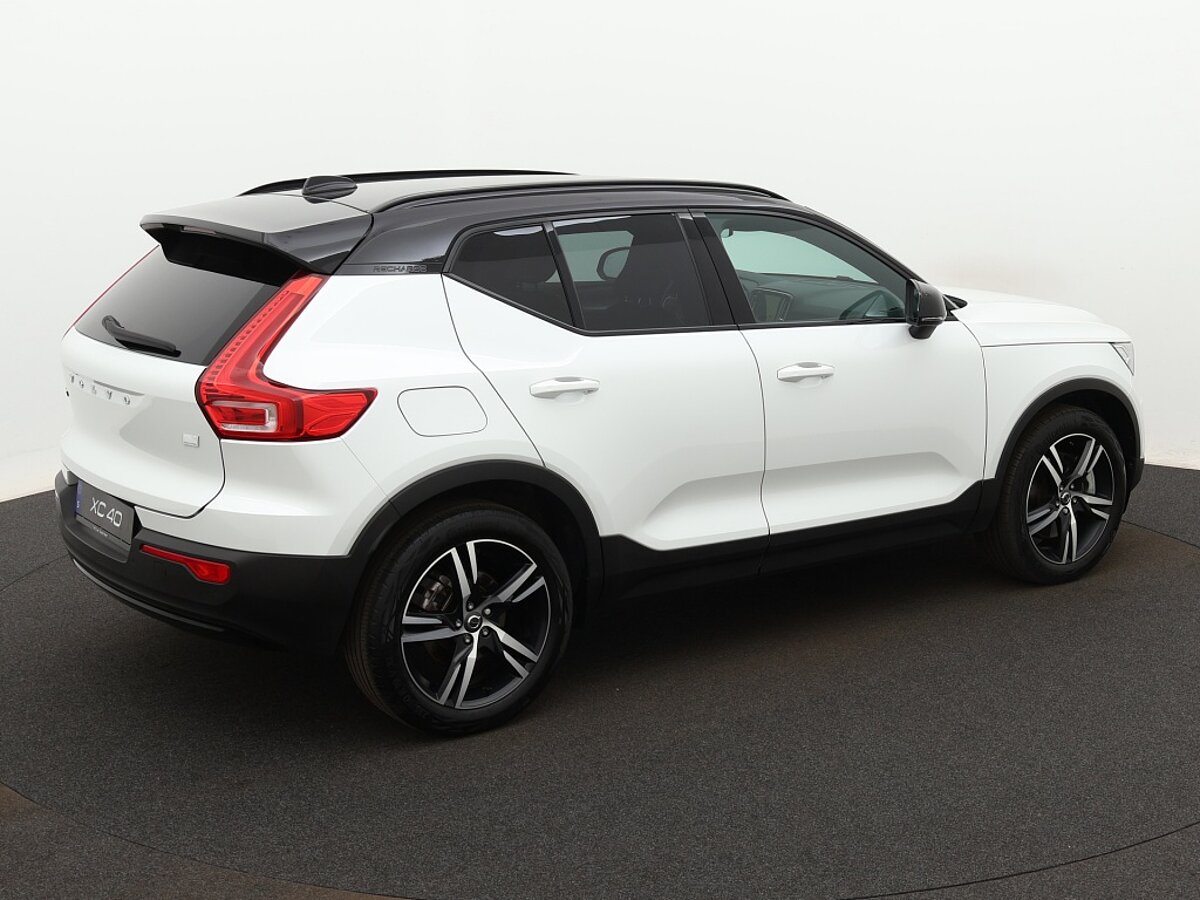 35139536 volvo xc40 1 5 t4 recharge r design i blis i adaptieve cruise control 02