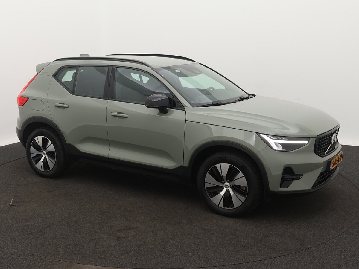 43882038 volvo xc40 1 5 t4 plus dark 47