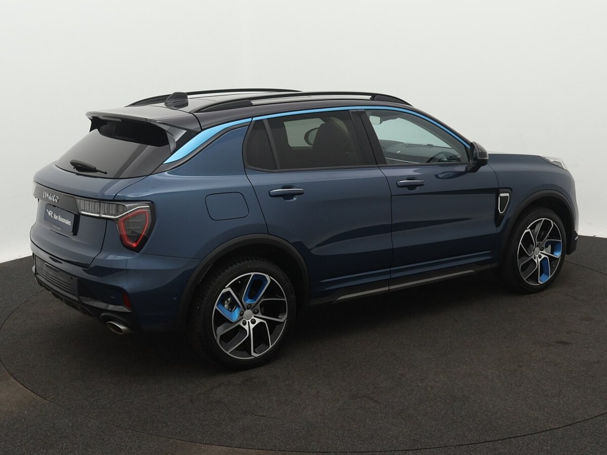 44878677 lynk co 01 1 5 phev 02