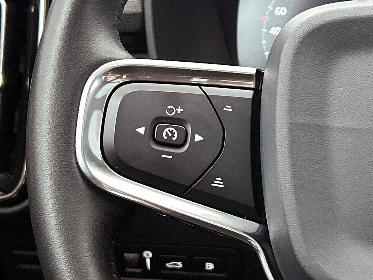45850063 volvo xc40 1 5 t5 phev inscription leder panorama dak 91