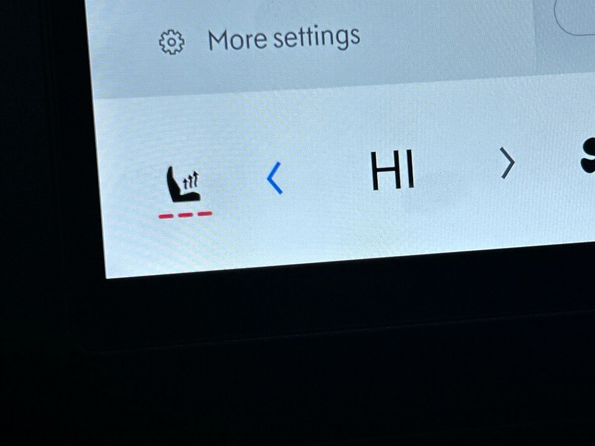 46691496 lynk co 08 more 345 pk 200km phev full option dealer demo 13