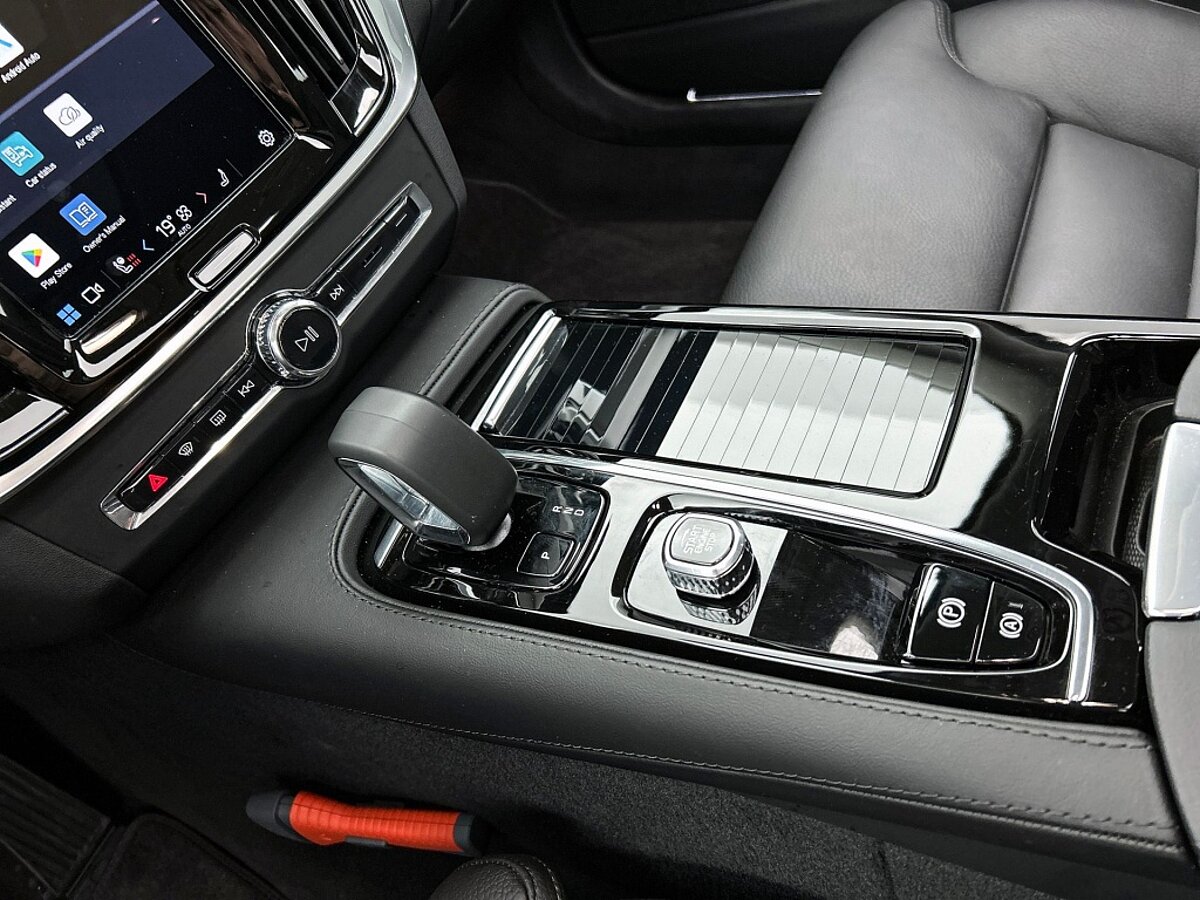 46764599 volvo v90 2 0 t6 awd ultra dark 15
