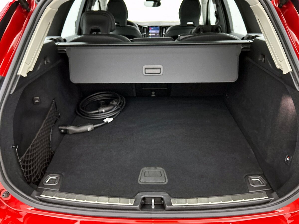 47588242 volvo xc60 2 0 t6 plug in hybrid awd ultimate dark 360 camera adative 19a3ea