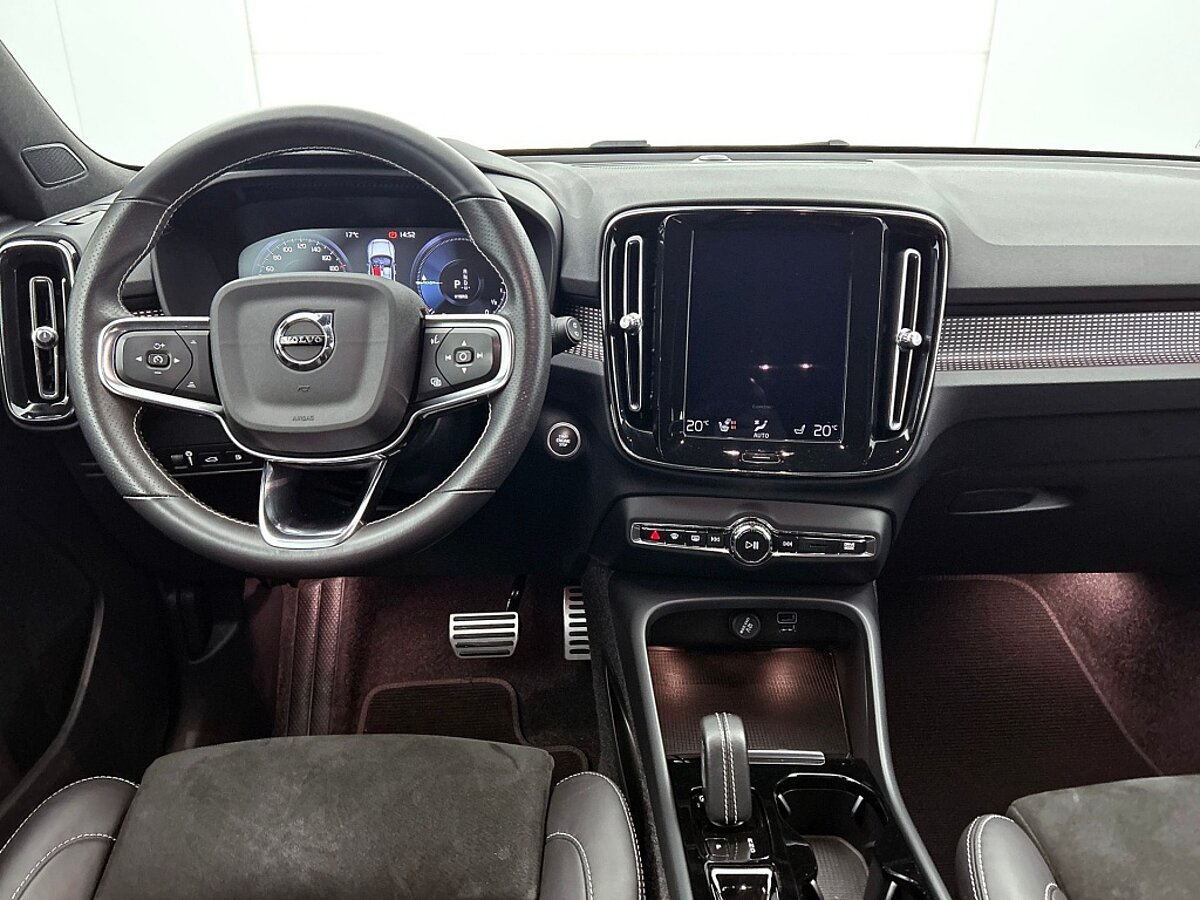 49783961 volvo xc40 1 5 t5 recharge r design 360ao camera bliss 73