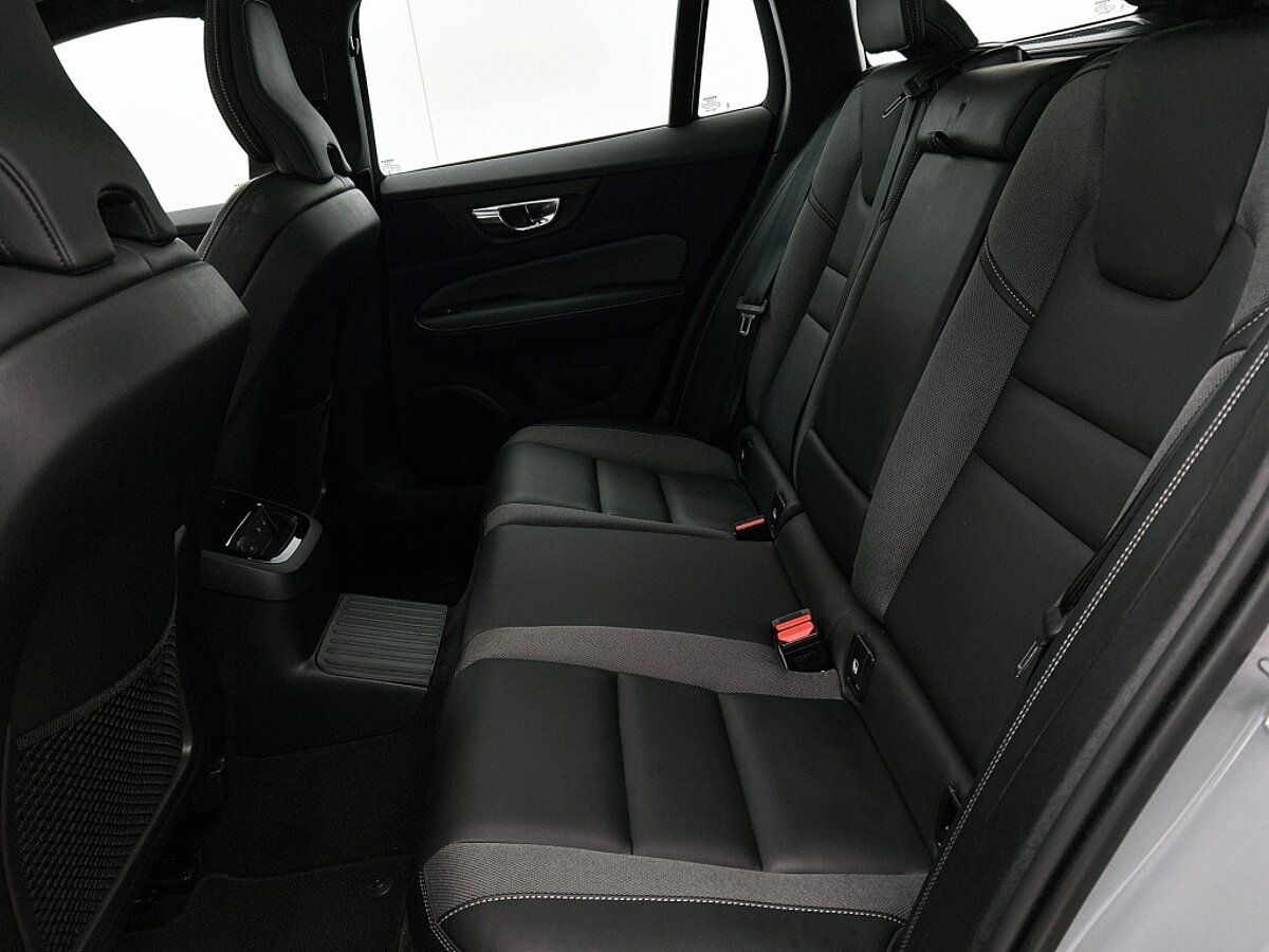 49834345 volvo v60 2 0 t6 awd plus dark panorama dak 360 camera leder stoel 73