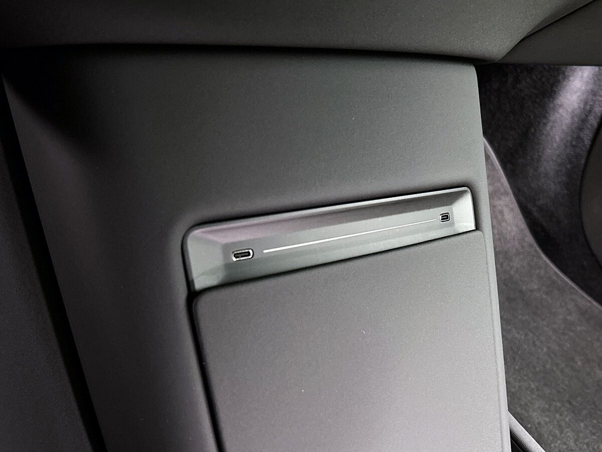 48684722 polestar 3 lrdm pi pl 111 kwh 2cfacd