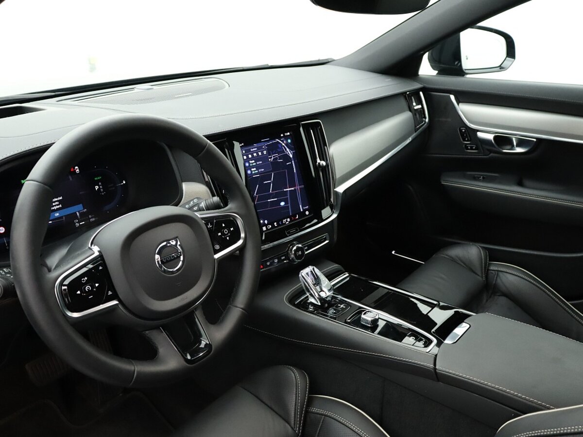 35175248 volvo v90 2 0 t6 recharge awd ultimate dark luchtvering 20 inch 4