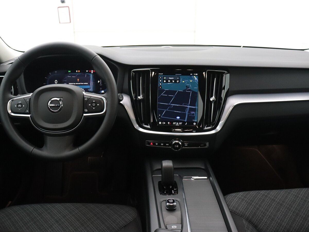 43879605 volvo v60 2 0 b3 essential driver assist climate 18 trekhaak 6 06