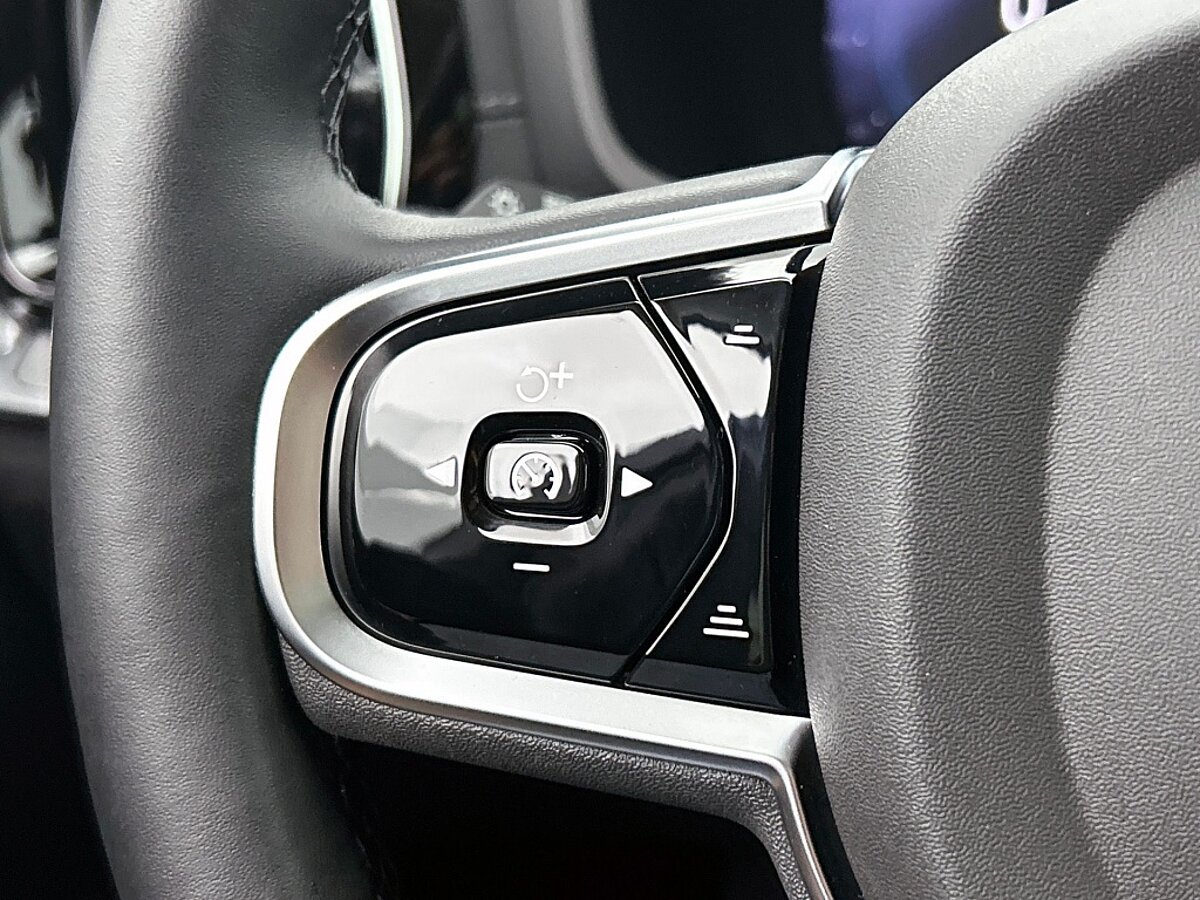 49250153 volvo v60 2 0 t8 awd ultra dark trekhaak panorama dak leder 6 04