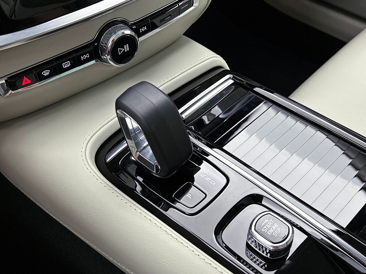 45912620 volvo v60 2 0 t6 awd ultimate bright 360a camera trekhaak panoramada e66e4d