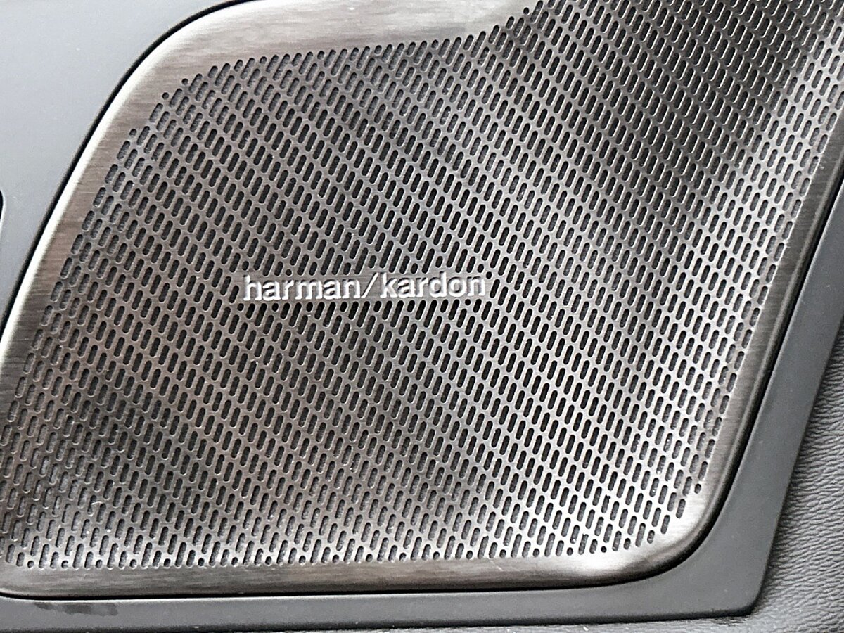 46893522 volvo xc60 2 0 t6 awd ultra dark trekhaak leder panorama dak 05