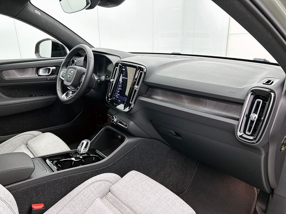 49484371 volvo c40 ultimate heico 21 inch exterior styling kit 360 h k 09