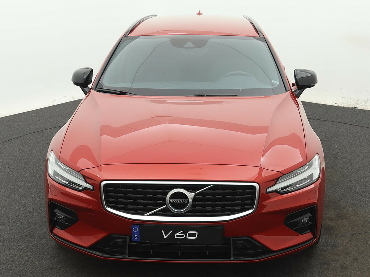 34202853 volvo v60 2 0 t5 r design 9 01