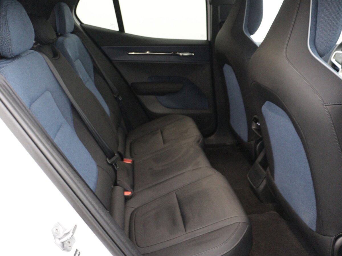 43615032 volvo ex30 extended plus 69 kwh climate pack extra getint glas a4bb60