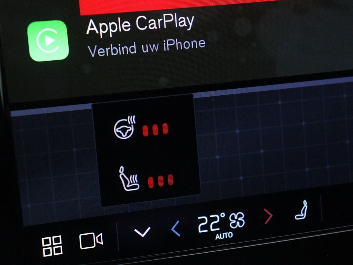 43755968 volvo v60 2 0 b3 plus dark sportstoelen zwarte hemel camera 981b69