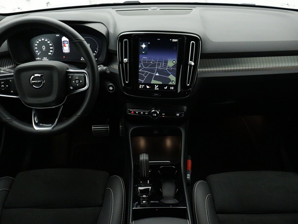 44247367 volvo xc40 1 5 t4 recharge r design 6 04