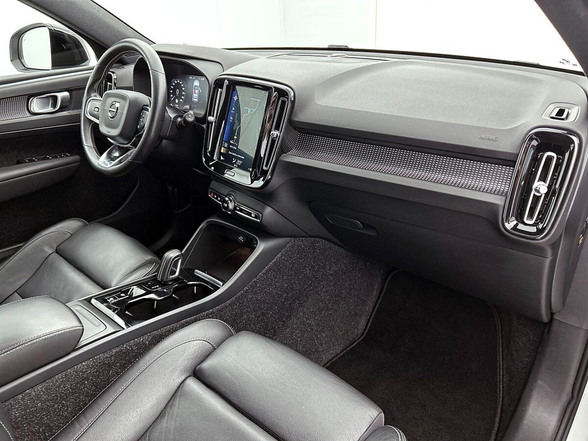 46879363 volvo xc40 t3 geartronic r design adaptive cruise trekhaak climate 94