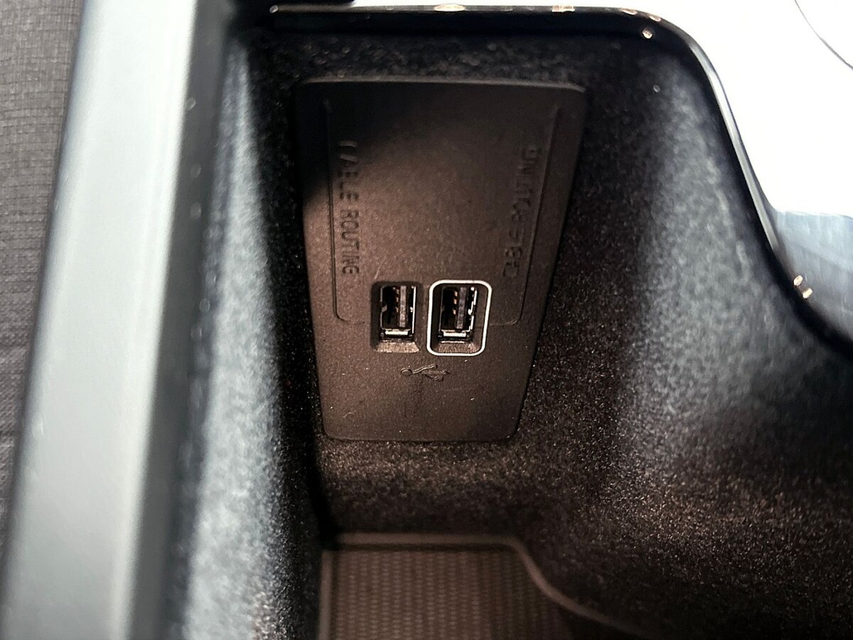 47000296 volvo v60 2 0 b3 momentum trekhaak climate pack camera 51