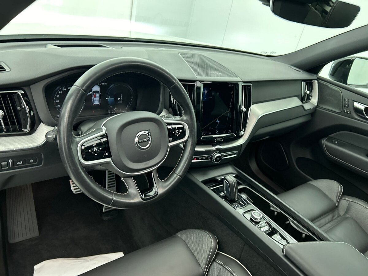 47252319 volvo xc60 2 0 t8 recharge r design 35