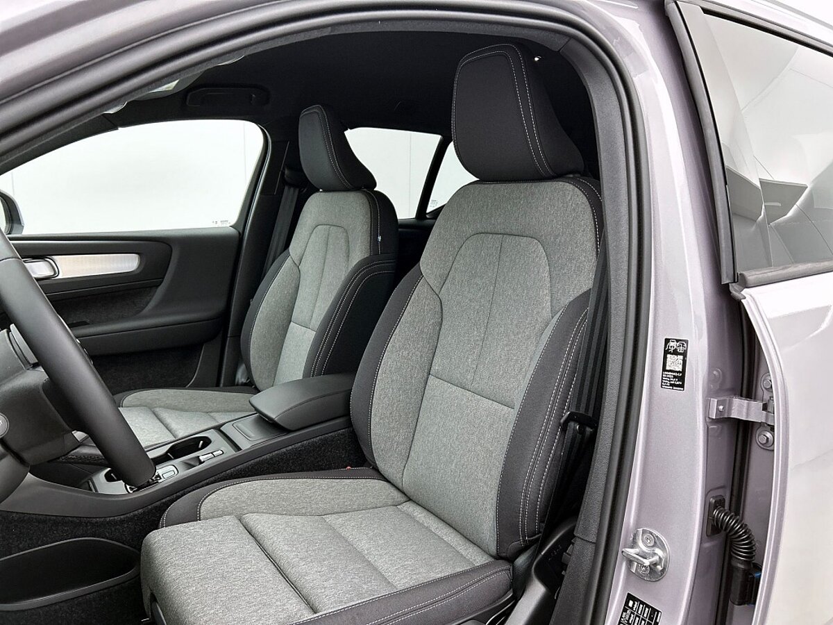 48324128 volvo xc40 2 0 b3 core business edition climate pack 96