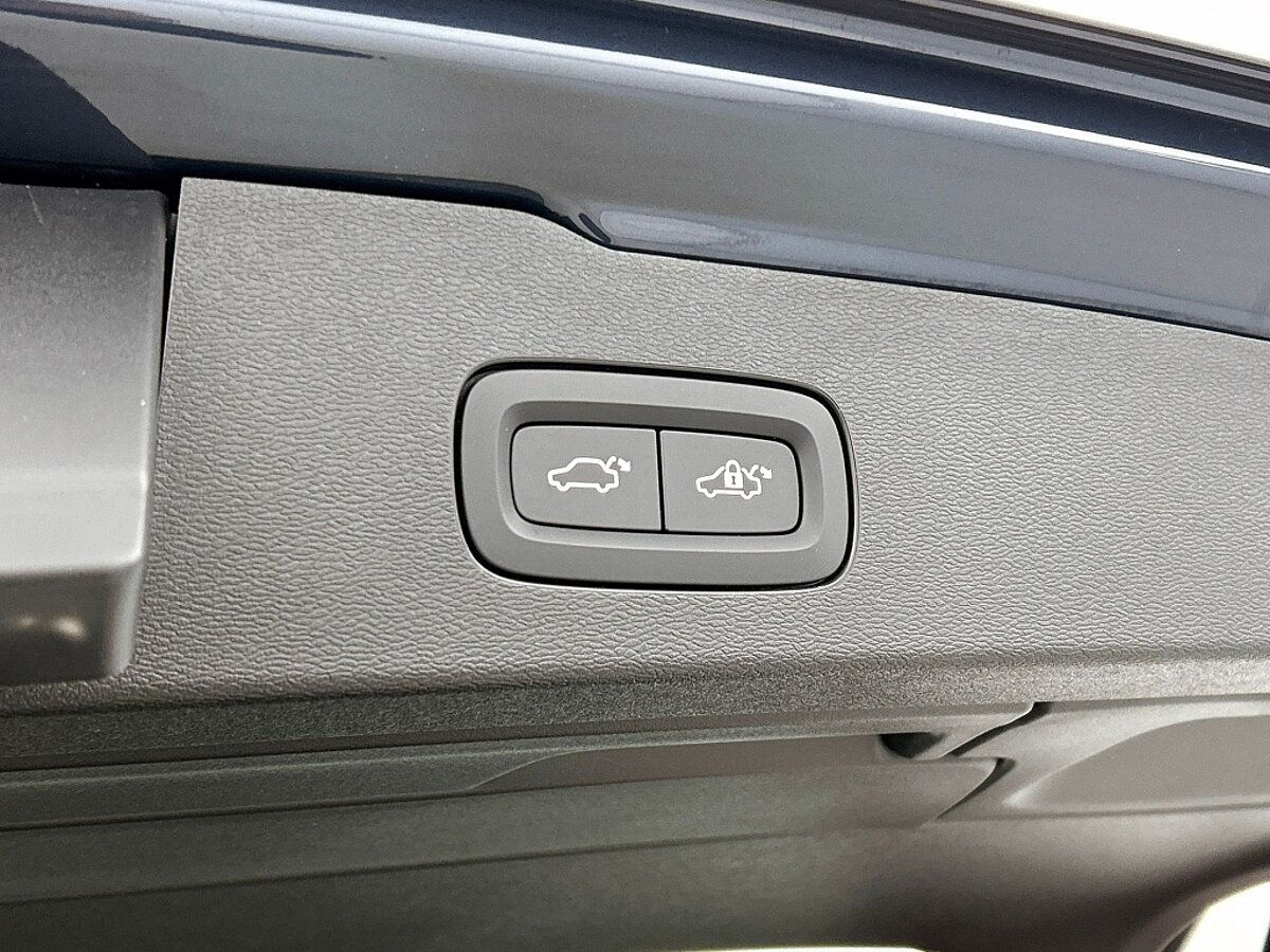 49424575 volvo v60 2 0 t6 plus dark trekhaak sport leder 360 blis pilot 60