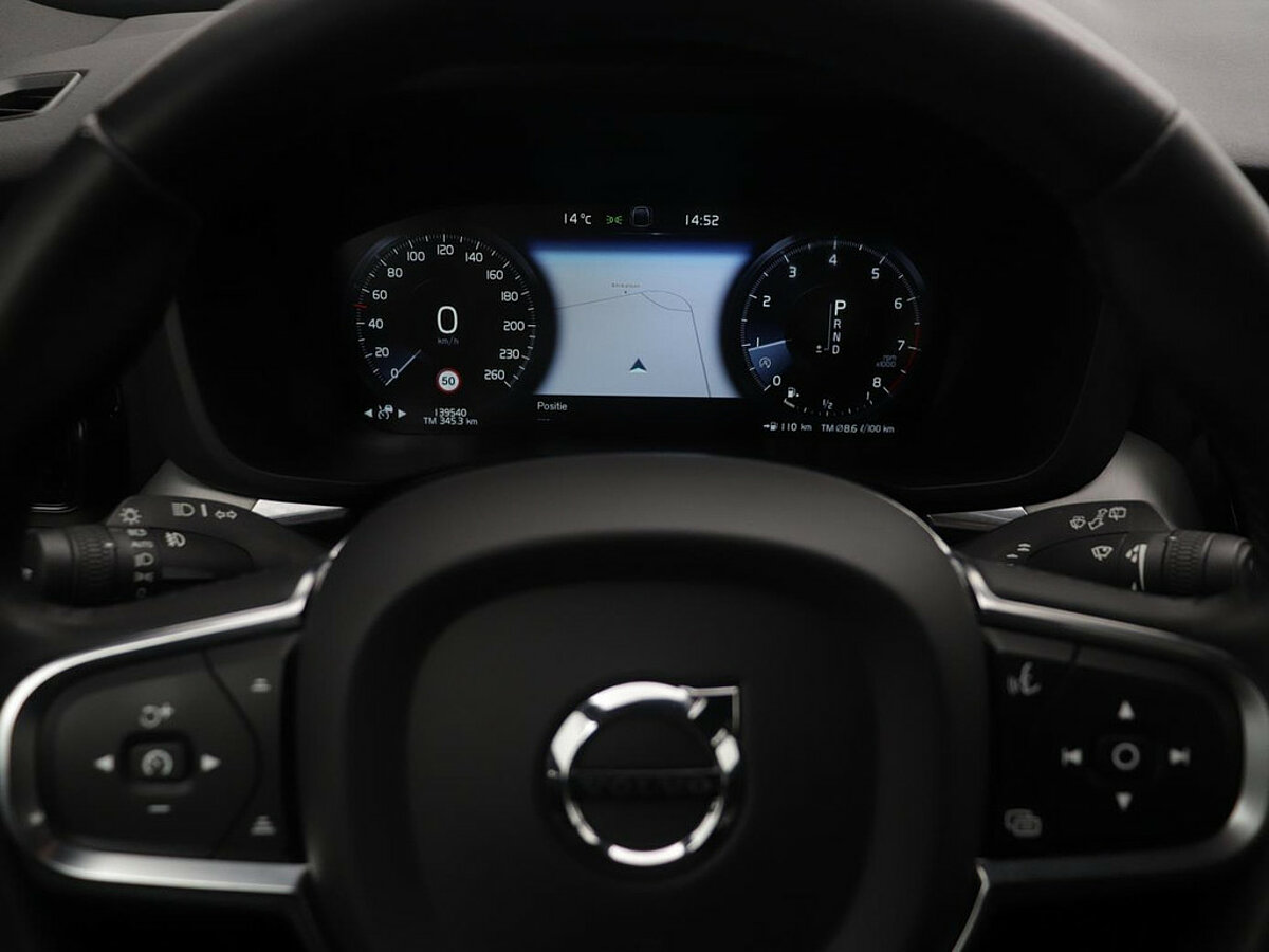 35649010 volvo xc60 2 0 t4 momentum pro leder bekleding adaptive cruise camera 115800