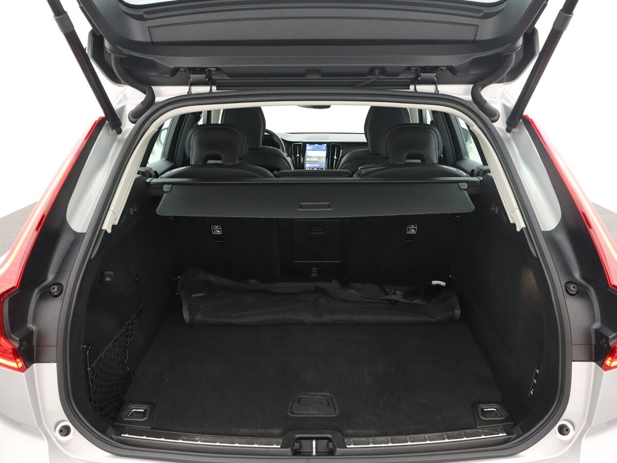 35651959 volvo xc60 2 0 t6 awd inscript 095629