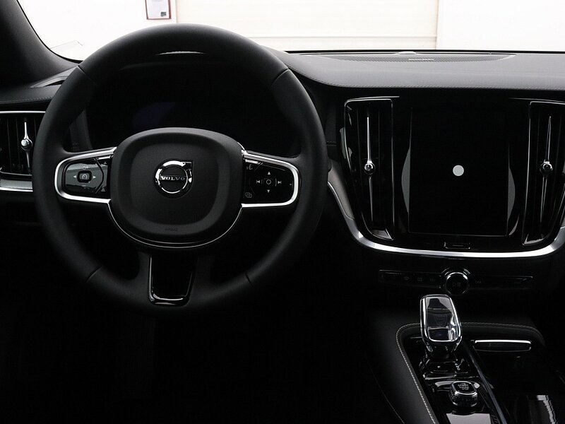 42455185 volvo v60 2 0 t6 awd ultimate dark panoramadak rondomzicht camera 19 6 21
