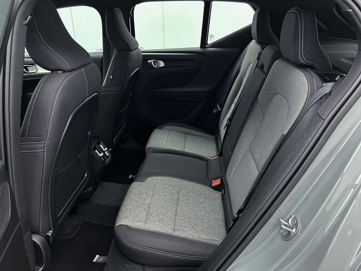 44729309 volvo xc40 2 0 b4 plus dark trekhaak elek verstelbare stoelen 12