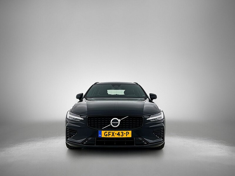 46060619 volvo v60 2 0 t6 awd plus dark 360a camera trekhaak panoramadak 6 01