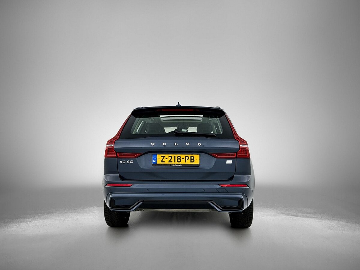 46744793 volvo xc60 2 0 t6 plus dark panorama dak all season trekhaak 3 02