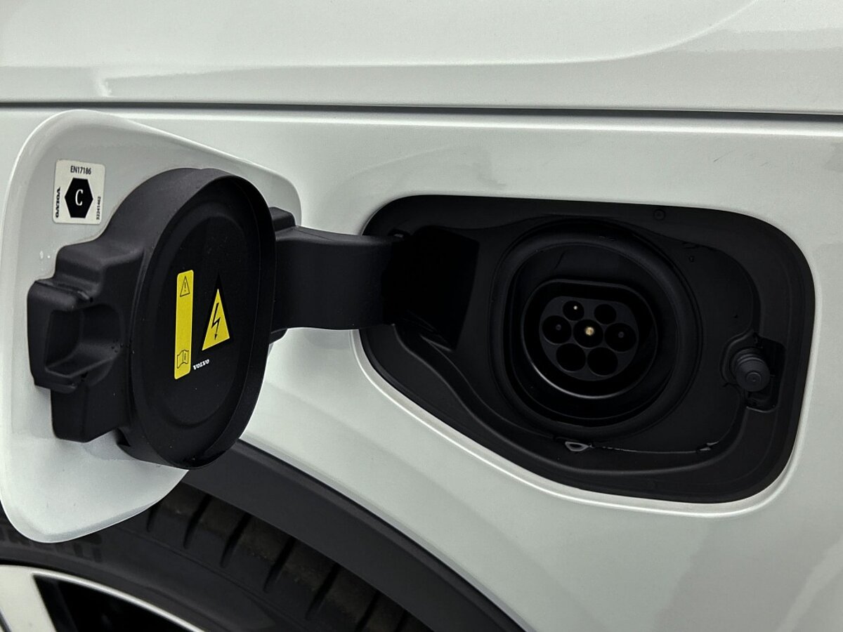 44319570 volvo xc40 t4 recharge r design 20 camera leder nubuck 878299