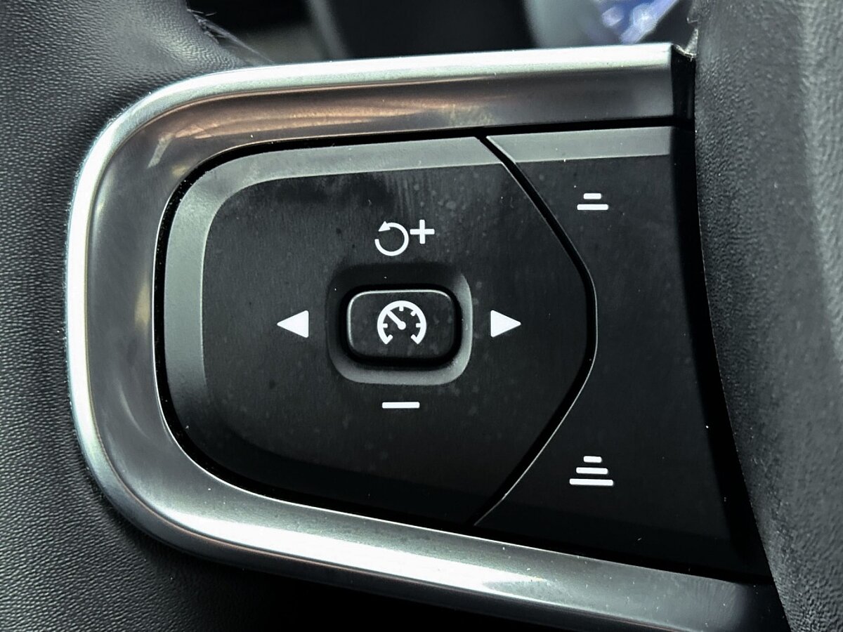 44407023 volvo xc40 1 5 t4 recharge inscription trekhaak achteruitrijcamera baa855