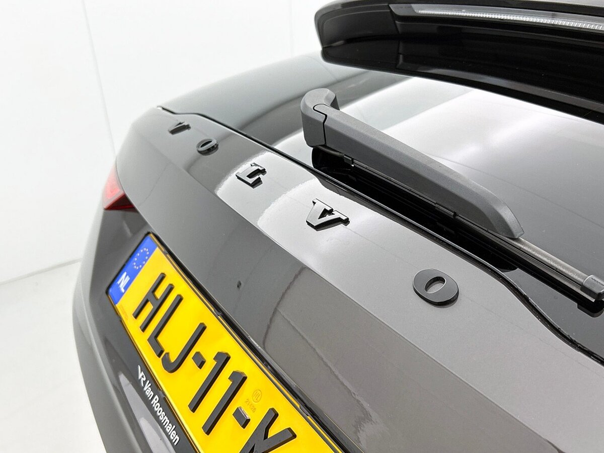 45734638 volvo v60 b4 plus dark 19 lm panoramadak b25eb2