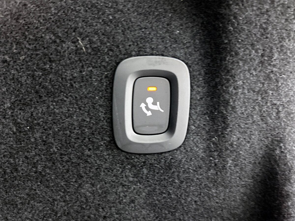 46738002 volvo xc60 2 0 t6 awd plus dark trekhaak 360a camera 9 03