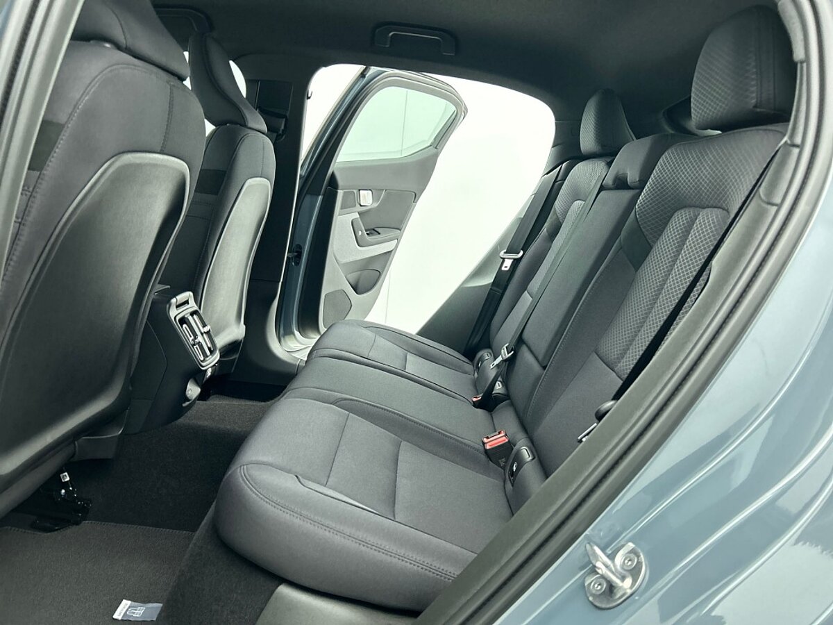 47067179 polestar 2 long range single motor 82 kwh pilot pakket 67