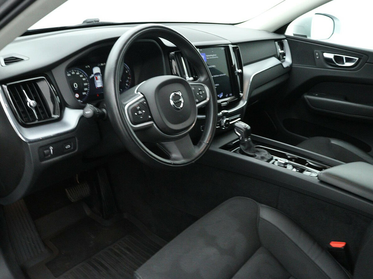 34254985 volvo xc60 2 0 t5 momentum blis parkeercamera alarm 5 03