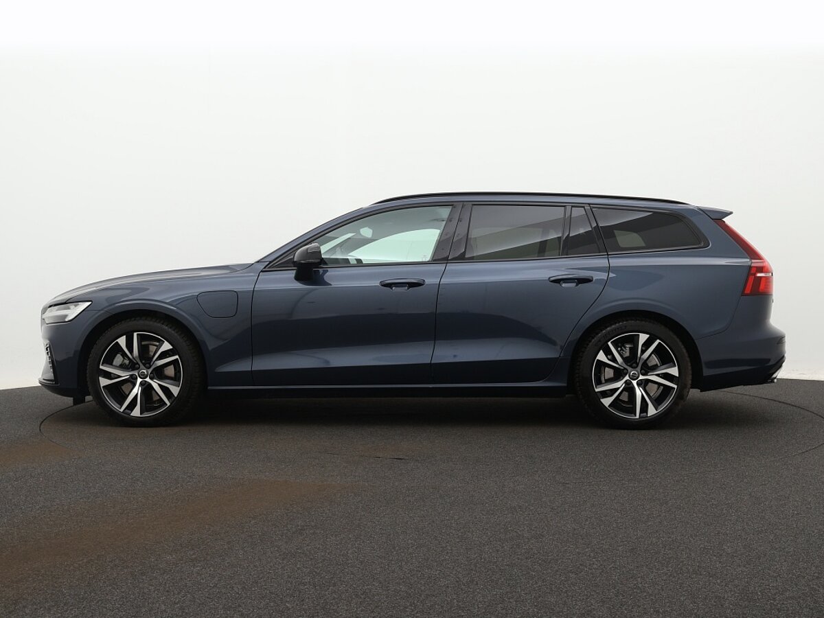 34254989 volvo v60 2 0 t6 awd recharge r design trekhaak 2 03