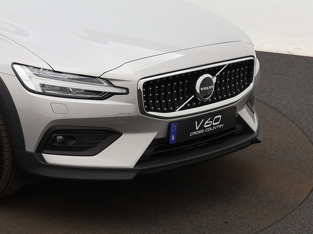 34285528 volvo v60 2 0 b5 cross country awd ultimate panorama dak 360 graden ca 62