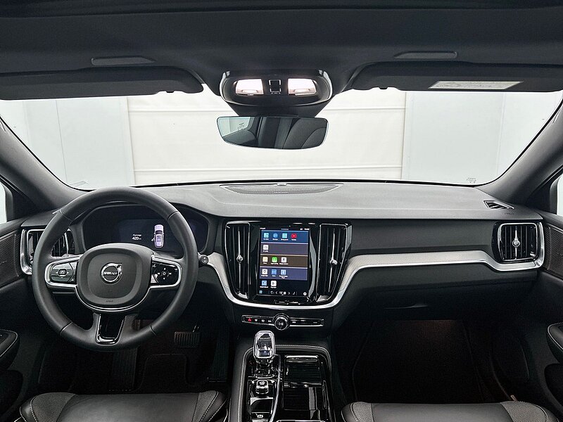 45432779 volvo v60 2 0 t6 plus trekhaak panorama dak 360 camera 6 17