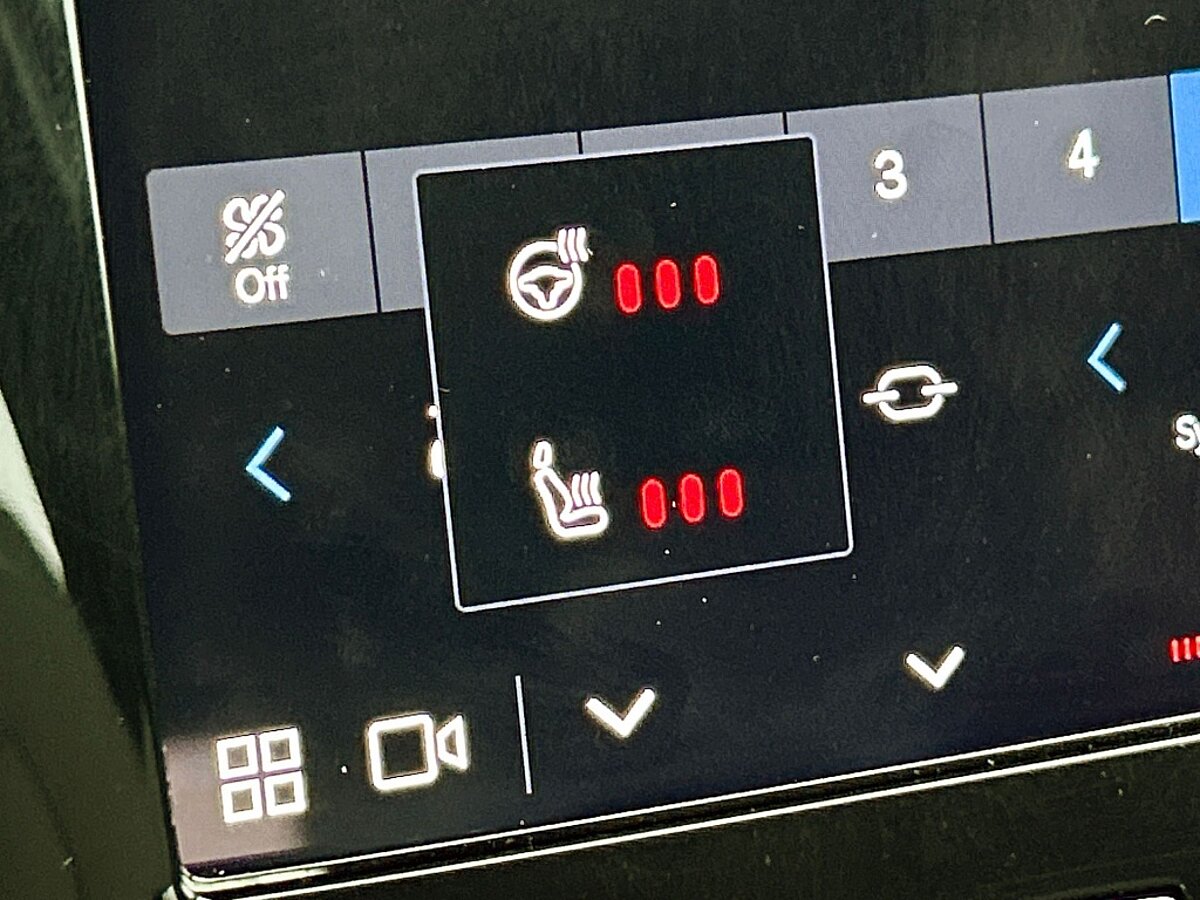 48515761 volvo xc40 2 0 b4 plus dark 19 inch trekhaak voorruit verwarming 8 08