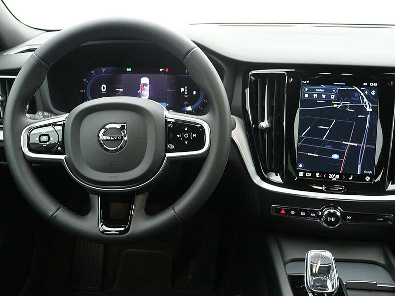 34316478 volvo s60 2 0 b3 plus dark sportstoelen parkeercamera achter 6 23