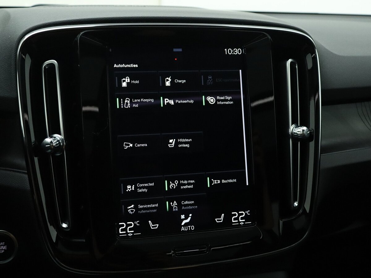 35002307 volvo xc40 1 5 t4 recharge ultimate dark memory seats harman kardon l f7bd49