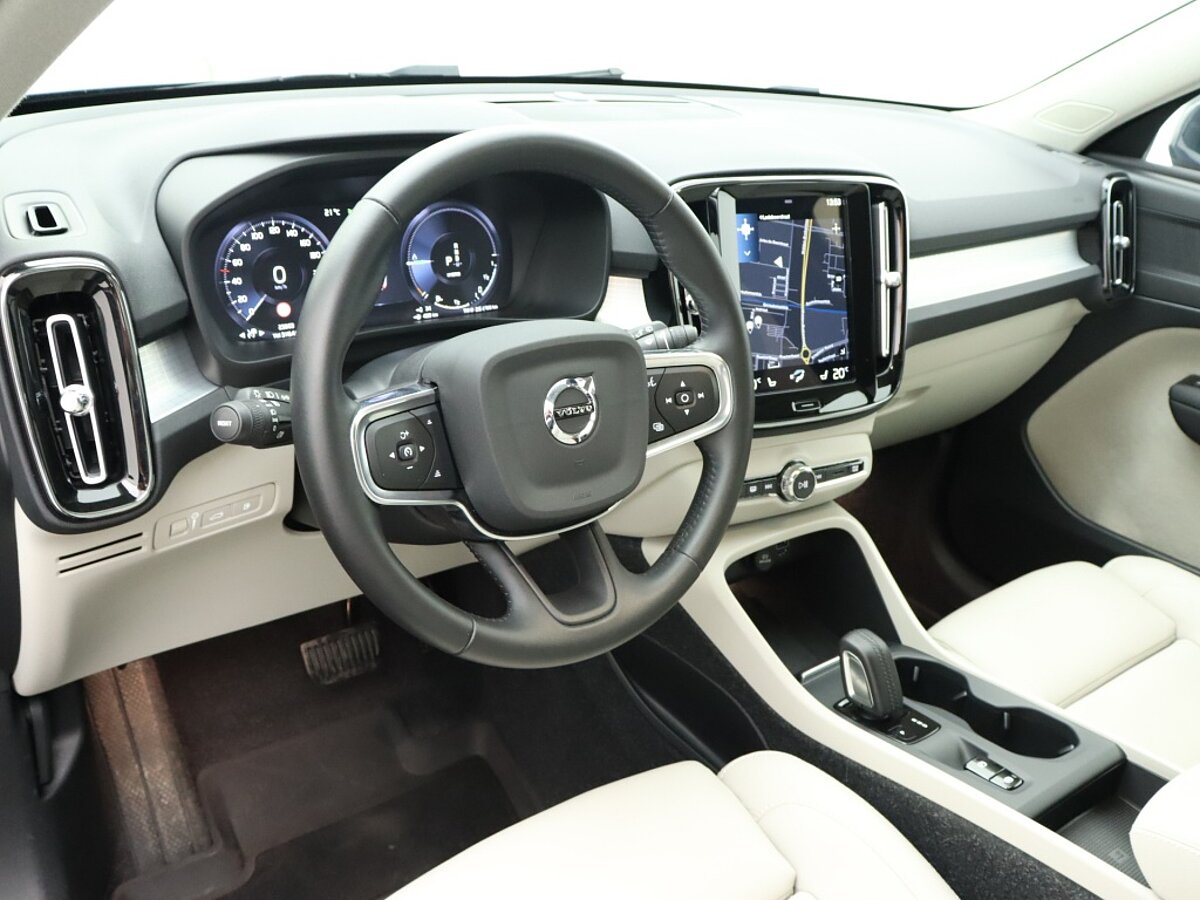 35636973 volvo xc40 1 5 t5 recharge inscription 4
