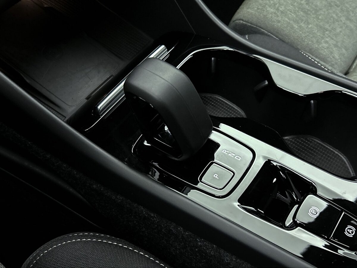 44774524 volvo xc40 2 0 b4 plus dark trekhaak 46