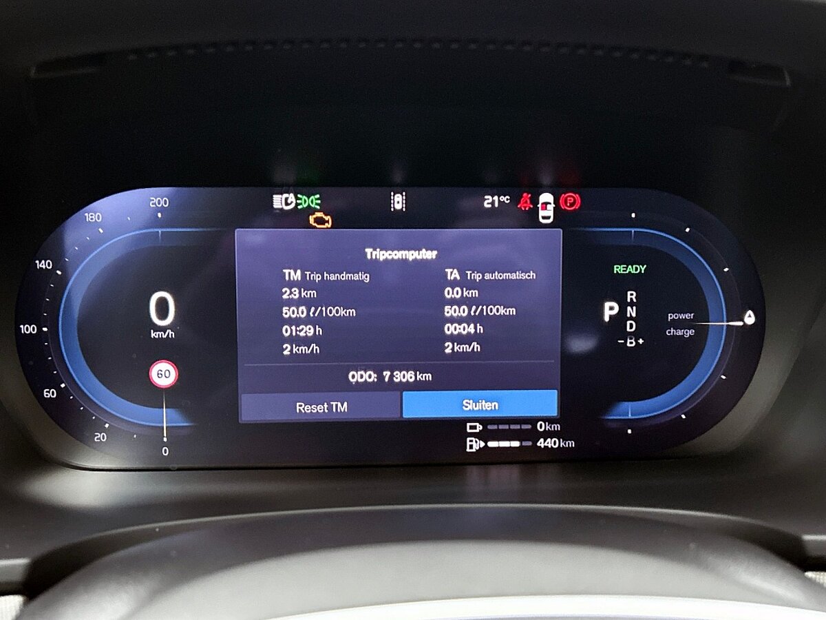 47270922 volvo v90 2 0 t8 awd uitra dark 25