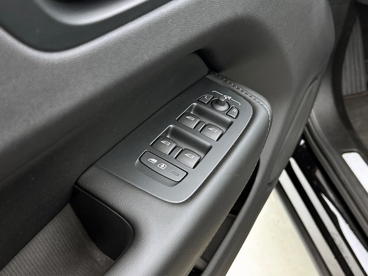 48074455 volvo xc60 2 0 t6 awd plus dark trekhaak leder panorama dak 67