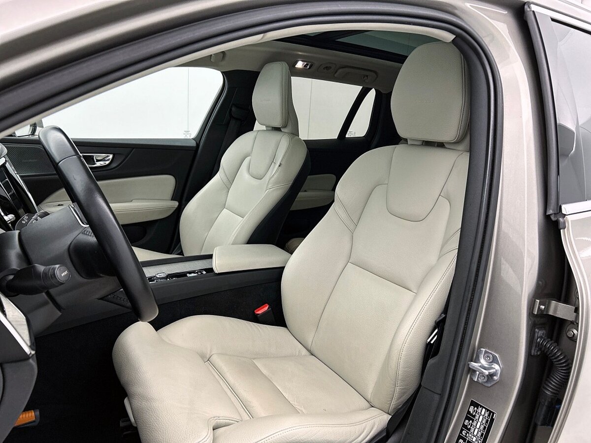 49484328 volvo v60 t5 inscription panoramadak head up display trekhaak 66